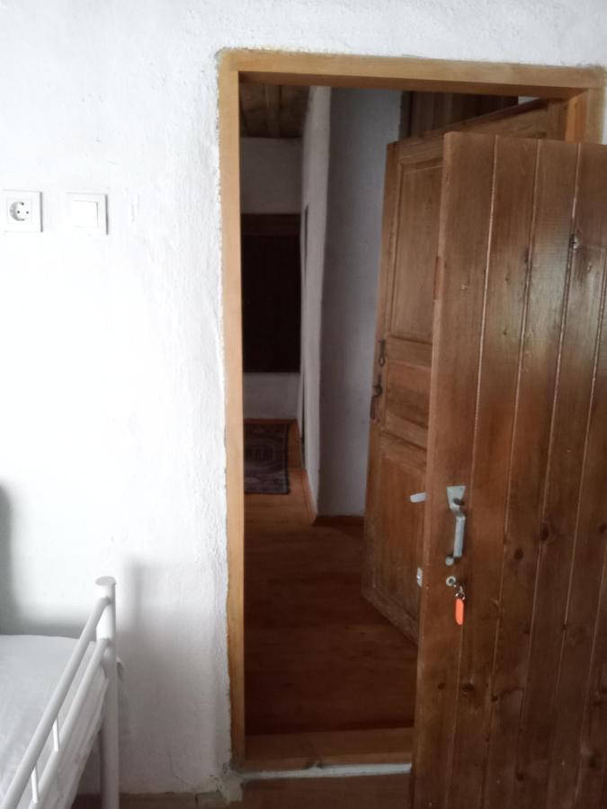 Salda Goelue Koca Kapi Konaklama Yesilova  Стая снимка